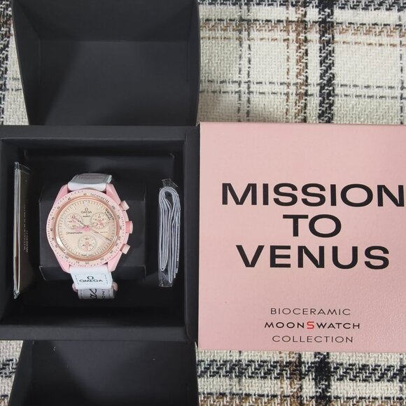 Swatch X Omega Bioceramic Moonswatch Mission To The Venus Watch display picture 1